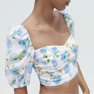 Floral Puff Sleeve Crop Top